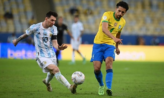 Tuyển Argentina có Lionel Messi, trong khi Brazil vắng một số cầu thủ tấn công quan trọng. Ảnh: beIN Sports