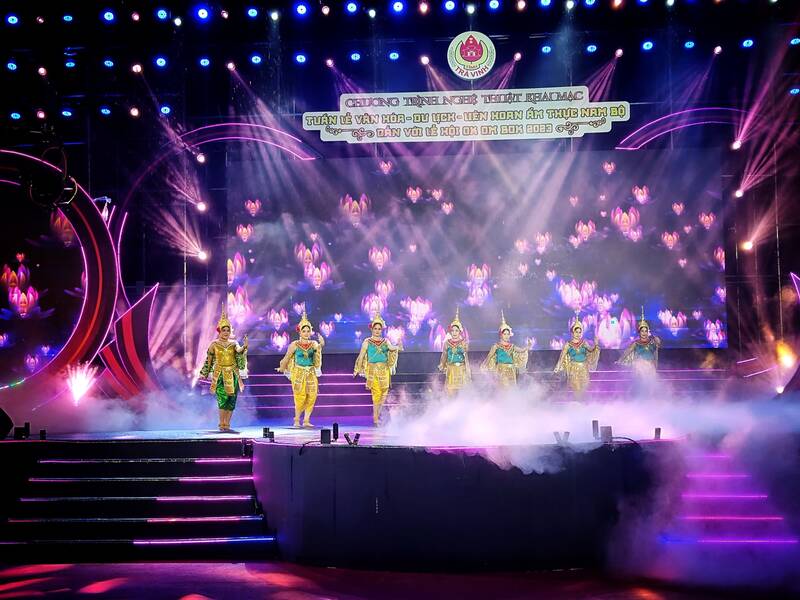 UBND tỉnh Trà Vinh tổ chức “Tuần lễ Văn hóa, Du lịch – Liên hoan ẩm thực Nam Bộ gắn với Lễ hội Ok om bok tỉnh Trà Vinh năm 2023 từ ngày 21 - 27.11. Ảnh: Hoàng Lộc