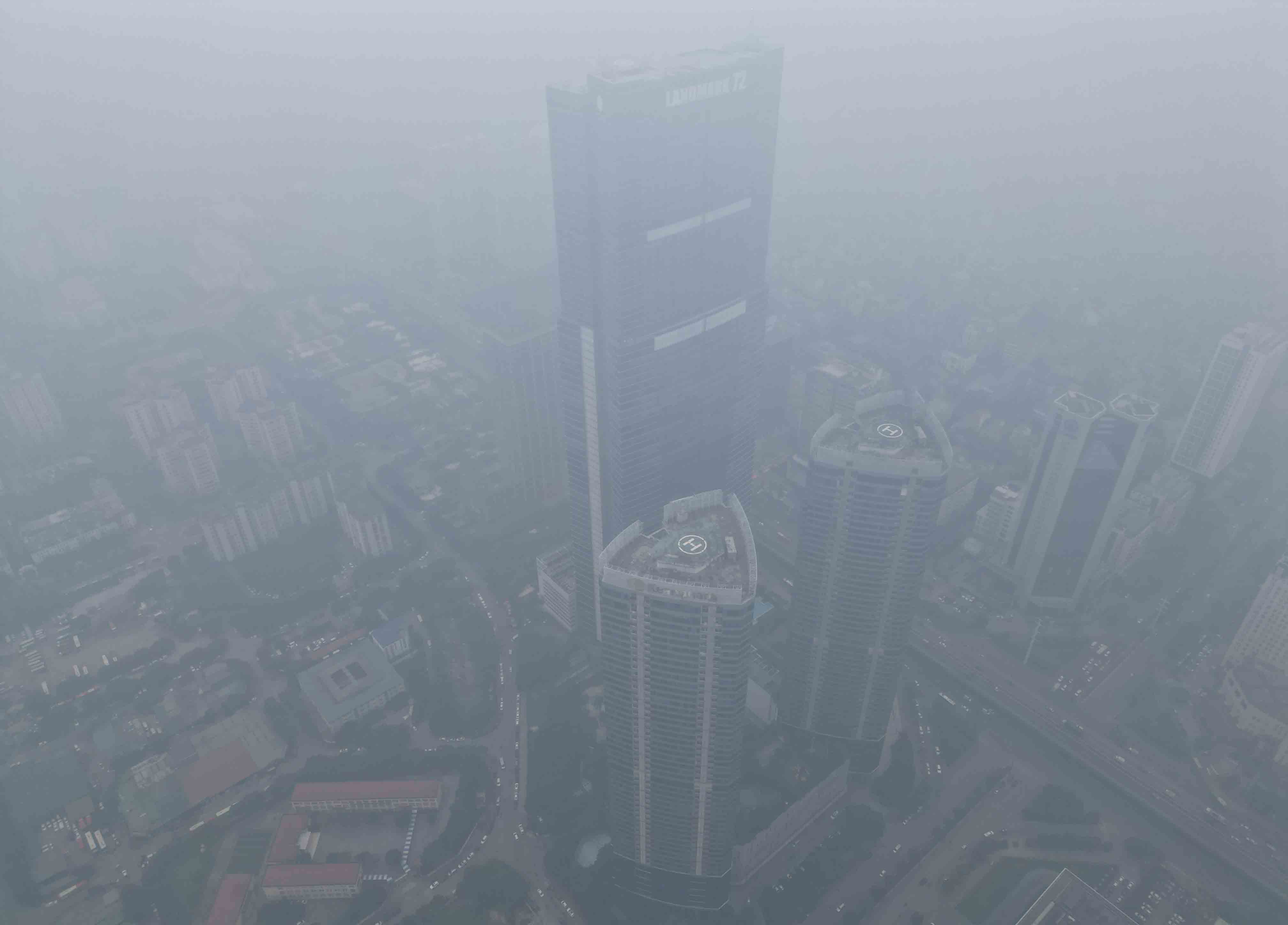 Lanmark 72 - Toà nhà cao nhất Hà Nội cũng chìm trong 
