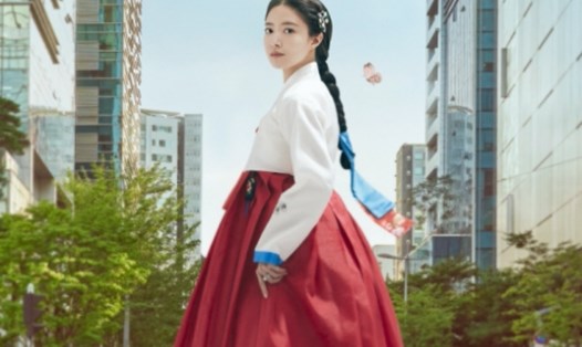 Lee Se Young xinh đẹp trong trang phục truyền thống của Hàn Quốc. Ảnh: Nhà sản xuất 