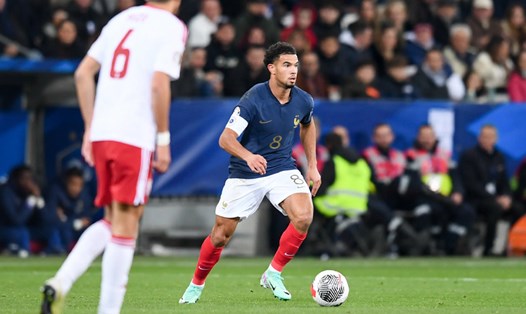 Zaire-Emery ra mắt đội tuyển Pháp ở tuổi 17. Ảnh: FFF