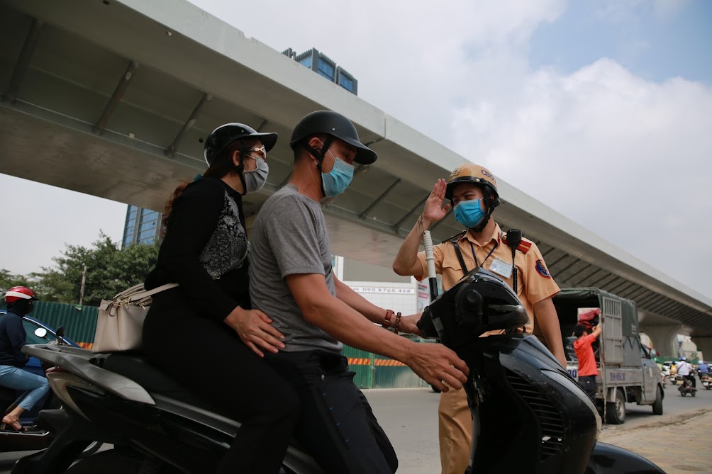 Dự án Luật Trật tự, an toàn giao thông đường bộ sẽ được thảo luận, cho ý kiến tại phiên họp hôm nay. Ảnh: Hải Nguyễn