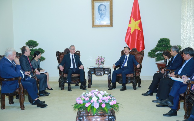 Phó Thủ tướng Trần Hồng Hà đánh giá cao những hoạt động của lãnh đạo tỉnh Kaluga trong việc tìm kiếm cơ hội hợp tác với các địa phương của Việt Nam. Ảnh: VGP
