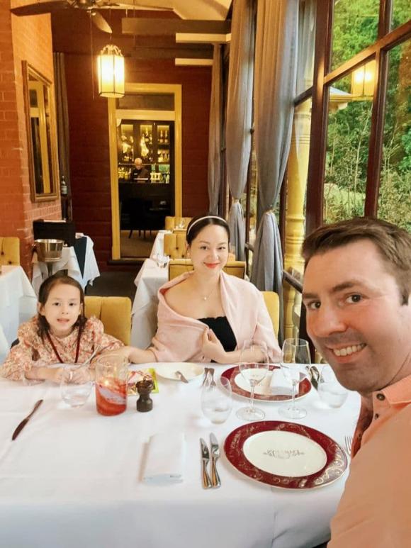 Lan Phương cùng chồng và con gái dành thời gian ăn uống, vui chơi ở Úc. Ảnh: Nhân vật cung cấp
