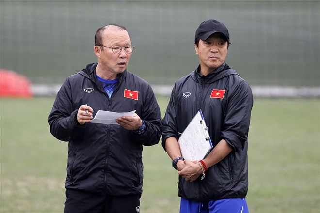 Vì sao huấn luyện viên Park Hang-seo khó dẫn dắt câu lạc bộ TPHCM?