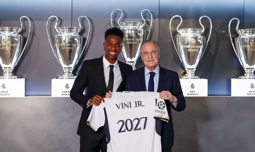 Vinicius gia hạn hợp đồng với Real Madrid đến năm 2027.  Ảnh: RMC 