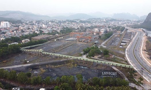 Khu đất "vàng" được quy hoạch xây dựng Bệnh viện đa khoa mới của tỉnh Quảng Ninh. Ảnh: Đoàn Hưng