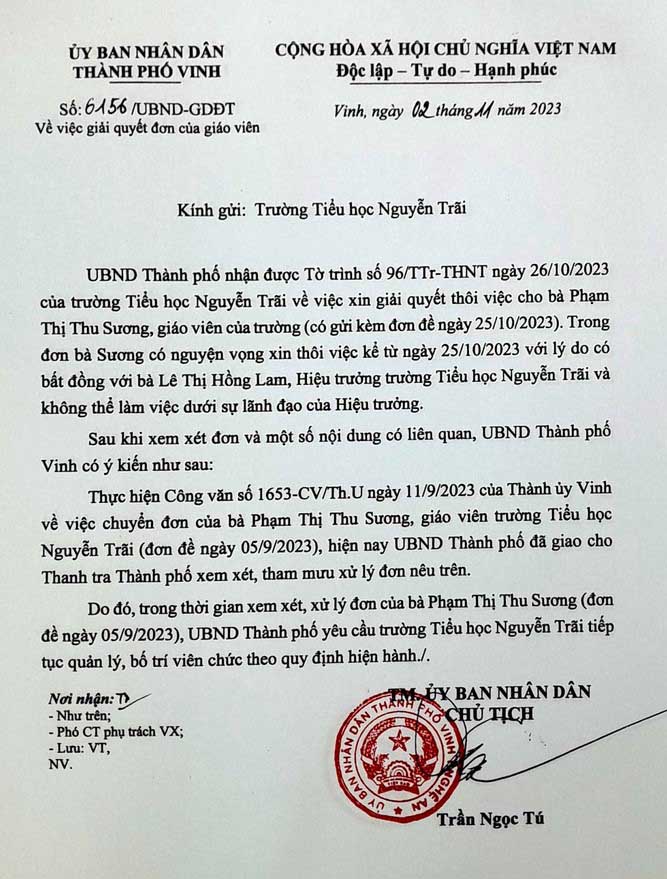 Công văn UBND TP Vinh phúc đáp đề nghị của Trường Tiểu học Nguyễn Trãi về trường hợp cô Sương. Ảnh: Quang Đại