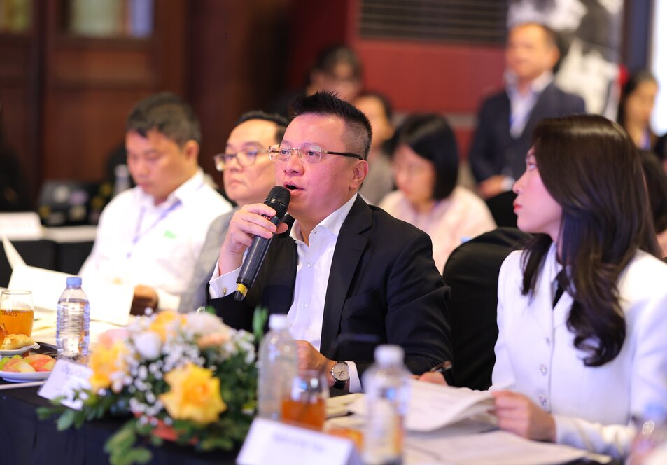  Ông Lê Quốc Minh, Tổng biên tập báo Nhân Dân, Trưởng ban Tổ chức giải thưởng Hành động vì cộng đồng 2023 đánh giá cao 35 tác phẩm lọt vào vòng chung khảo. Ảnh: BTC