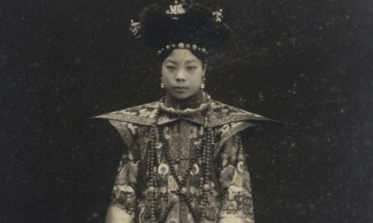 Thục phi Văn Tú được gả cho Hoàng đế Phổ Nghi từ năm 13 tuổi. Ảnh chụp màn hình