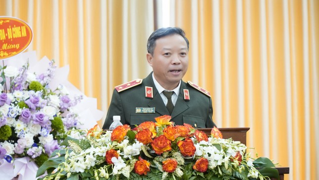PGS.TS Phan Xuân Tuy - Ủy viên Hội đồng lý luận Bộ Công an, Giám đốc Học viện Chính trị CAND. Ảnh: T.Vương