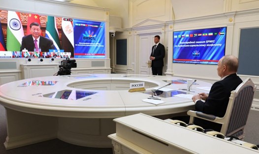 Quang cảnh cuộc gặp cấp cao trực tuyến của nhóm BRICS Plus ngày 21.11.2023. Ảnh: AFP