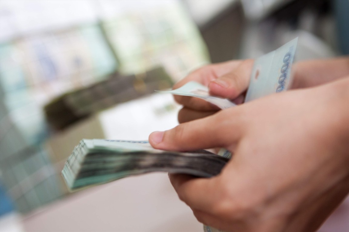 Cháu đã thành niên có nghĩa vụ cấp dưỡng cho ông bà trong trường hợp ông bà không có khả năng lao động, không có tài sản để tự nuôi mình và không có người khác cấp dưỡng. Ảnh: Hải Nguyễn