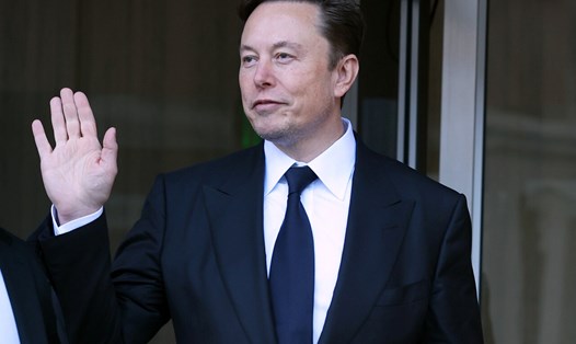 Tỉ phú giàu nhất thế giới Elon Musk đã hạ cánh xuống thủ đô của Israel vào ngày 27.11. Ảnh: AFP