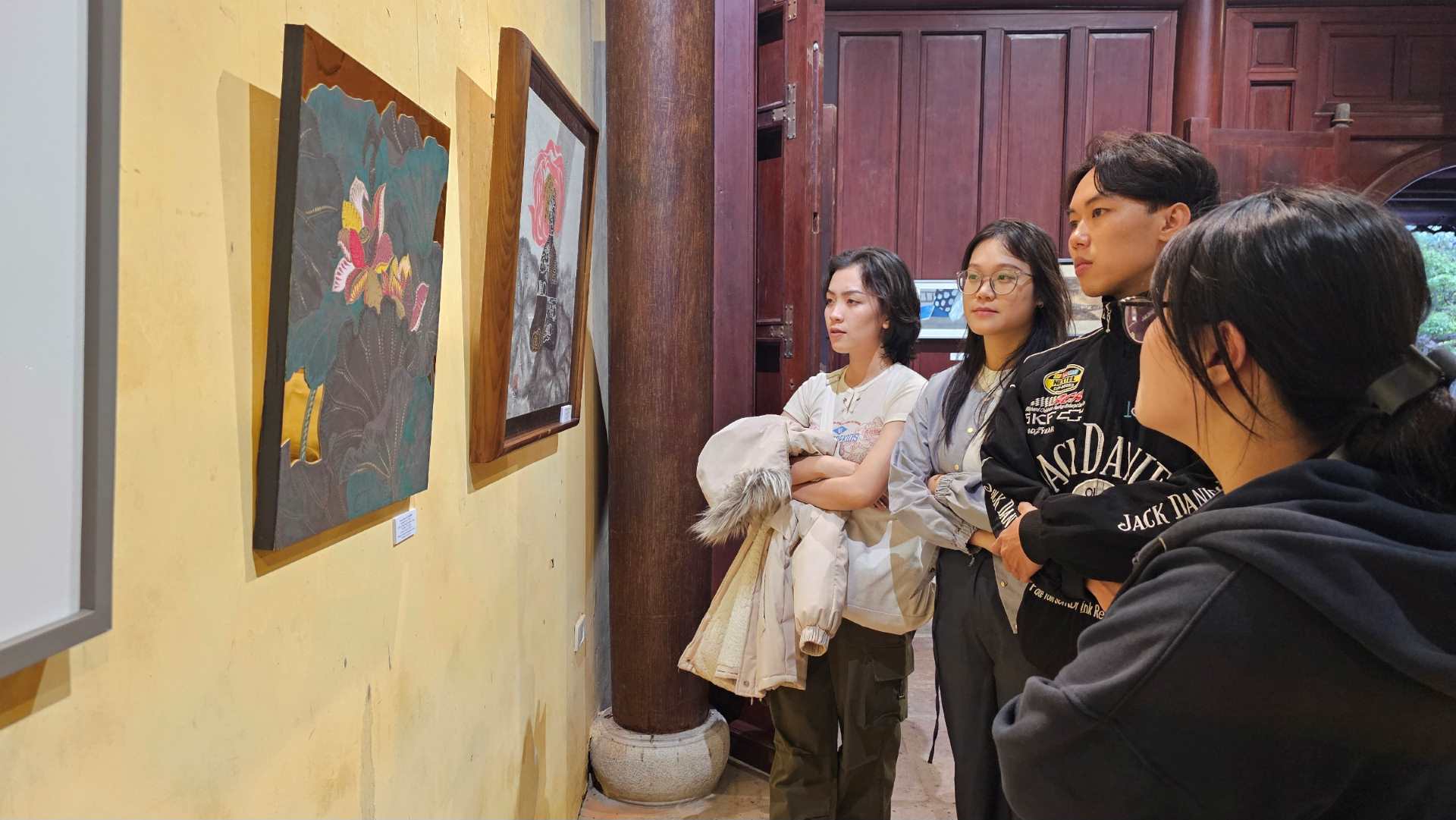 Theo BTC, triển lãm giao lưu mỹ thuật Việt Nam - Hàn Quốc một lần nữa khẳng định ý nghĩa của đối ngoại văn hóa trong giai đoạn mới, mở ra nhiều kênh hợp tác trong địa hạt giao lưu nghệ thuật của hai quốc gia.