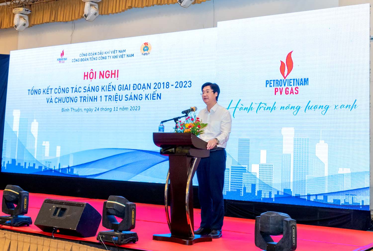 Ông Nguyễn Mạnh Kha, Phó Chủ tịch CĐ DKVN khẳng định sức sáng tạo PV GAS đã lan tỏa mạnh mẽ, tạo nên phong trào lao động sáng tạo tiêu biểu của ngành DKVN. Ảnh: Hồ Cầm