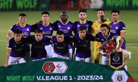 Câu lạc bộ Hà Nội thoát khỏi vị trí cuối bảng V.League. Ảnh: VPF