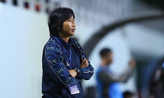 Huấn luyện viên Đoàn Kim Chi của câu lạc bộ TPHCM I nhận án phạt cấm chỉ đạo 2 trận. Ảnh: VFF