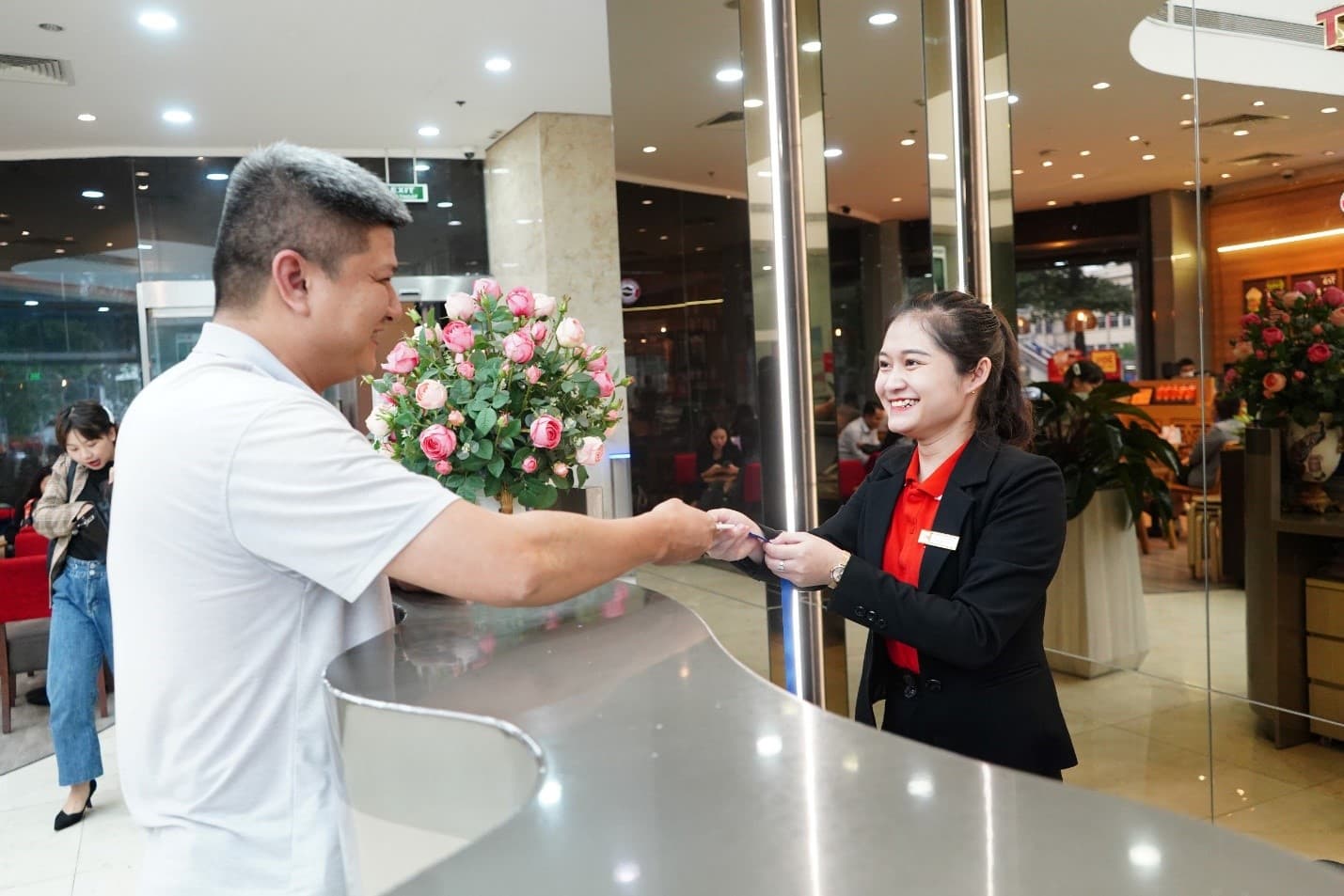 Đầu tư cho trải nghiệm khách hàng vẫn sẽ được TNS Holdings chú trọng trong những năm tới. Ảnh