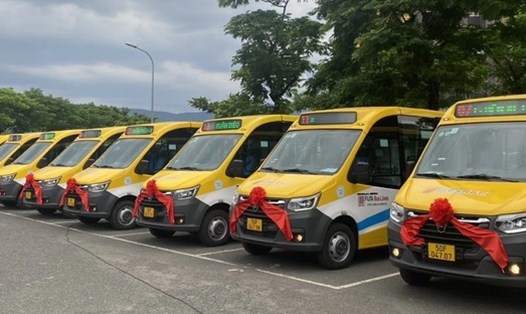Xe buýt công cộng loại nhỏ tại Đà Nẵng phát huy tác dụng. Ảnh: Thùy Trang