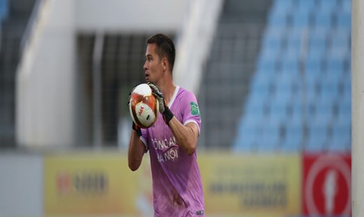Thủ môn Filip Nguyễn đang có phong độ cao trong màu áo câu lạc bộ Công an Hà Nội. Ảnh: VPF