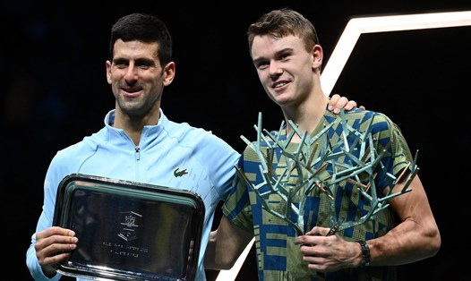 Holger Rune trong số ít những tay vợt đang dẫn Novak Djokovic về thống kê đối đầu (2-1). Ảnh: Eurosport