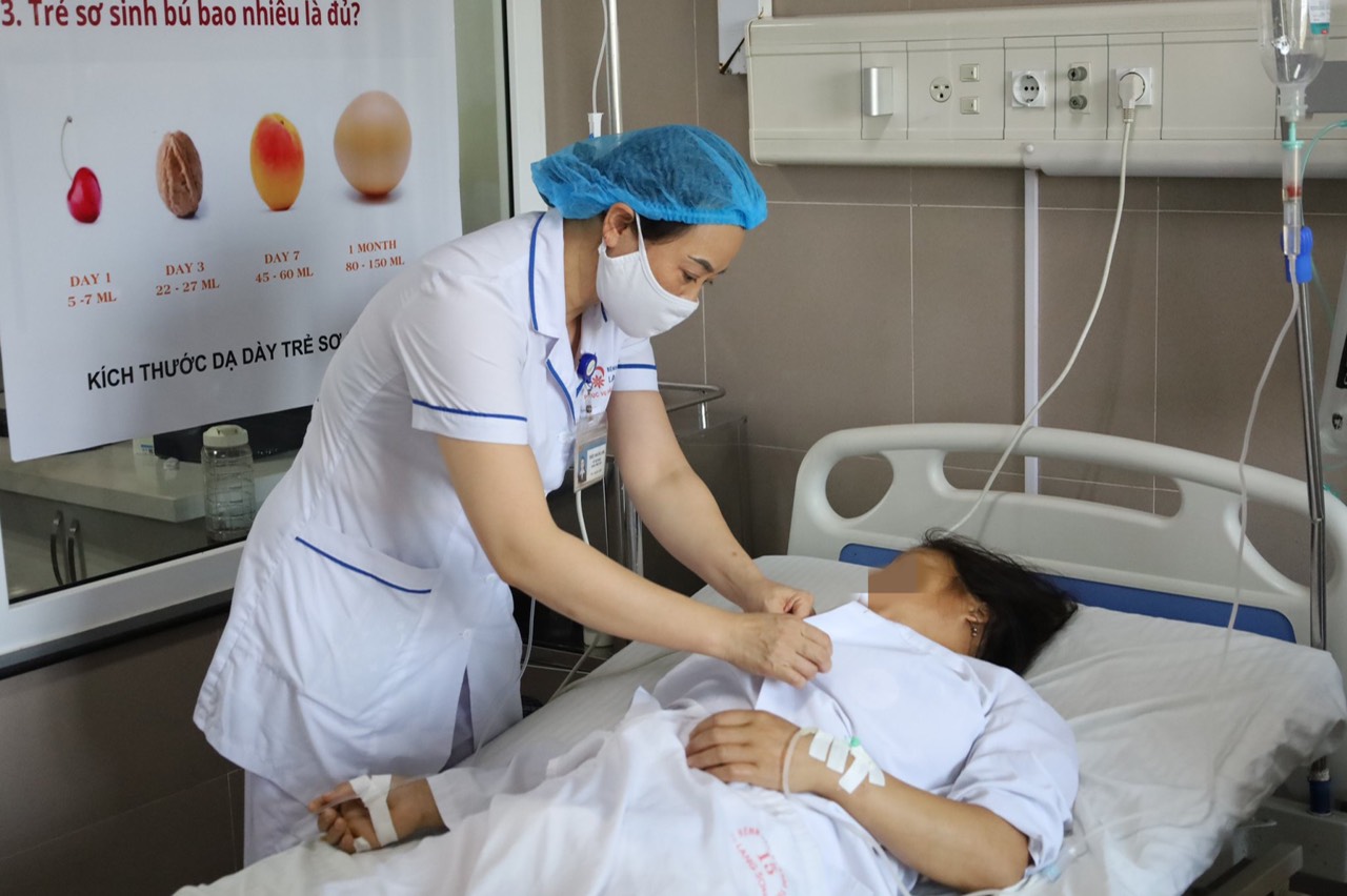 Bệnh nhân đang được theo dõi và điều trị tại bệnh viện. Ảnh: Bệnh viện cung cấp