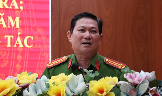 Đại tá Diệp Văn Thế - Phó Giám đốc Công an tỉnh Kiên Giang phát biểu tại hội nghị. Ảnh: Tiến Dũng