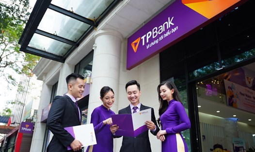 Doanh nghiệp nhận ưu đãi về phí và lãi suất tín dụng tại TPBank. Ảnh: TPBank.
