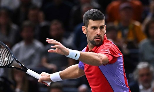 Novak Djokovic trải qua trận đấu vất vả trước Tallon Griekspoor tại vòng 3 Paris Masters 2023. Ảnh: ATP