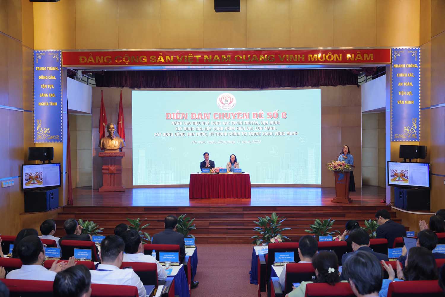 Toàn cảnh diễn đàn nâng cao hiệu quả công tác tuyên truyền, vận động xây dựng giai cấp công nhân hiện đại, lớn mạnh... Ảnh: Phạm Đông