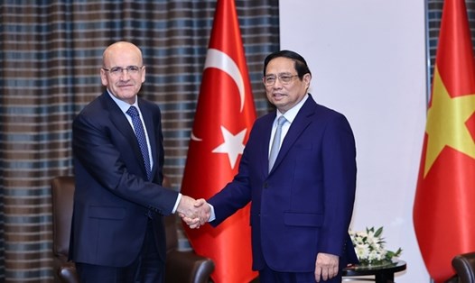 Bộ trưởng Ngân khố và Tài chính Thổ Nhĩ Kỳ đề xuất khuyến khích các doanh nghiệp Thổ Nhĩ Kỳ tham gia nhiều hơn vào các dự án đầu tư, phát triển cơ sở hạ tầng tại Việt Nam. Ảnh: VGP