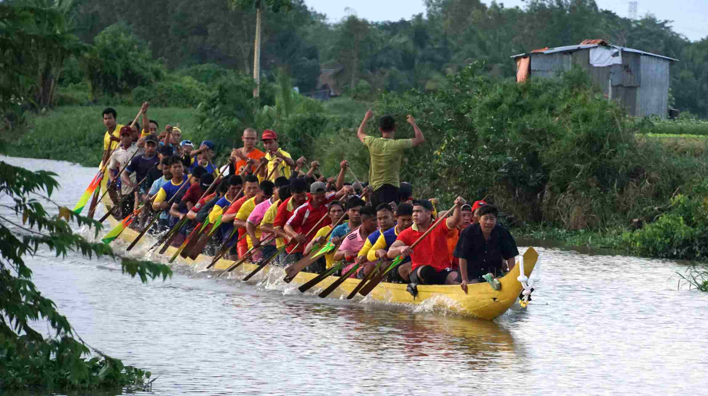 Năm 2022, Lễ hội Óoc Om Bóc  - Đua ghe ngo tỉnh Sóc Trăng được công nhận là Di sản văn hóa phi vật thể Quốc gia. Và được Tổ chức kỷ lục Việt Nam xác nhận “Đua ghe ngo môn thể thao của đồng bào Khmer tỉnh Sóc Trăng có số lượng ghe và vận động viên tham dự nhiều nhất”.