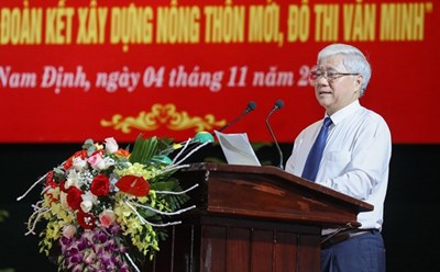 Bí thư Trung ương Đảng, Chủ tịch Ủy ban Trung ương MTTQ Việt Nam Đỗ Văn Chiến phát biểu tại hội nghị. Ảnh: Phạm Đông