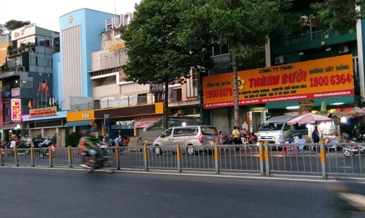 Phòng vé của nhà xe Thành Bưởi trên đường Lê Hồng Phong, Quận 5 (ảnh chụp ngày 2.10). Ảnh: Minh Quân