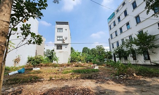 Nhiều lô đất tại Khu đô thị Thanh Hà đang được "hét" giá lên cao. Ảnh: Cao Nguyên.