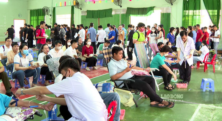 TP Phú Quốc tham gia hiến máu tình nguyện. Ảnh: Nguyên Anh