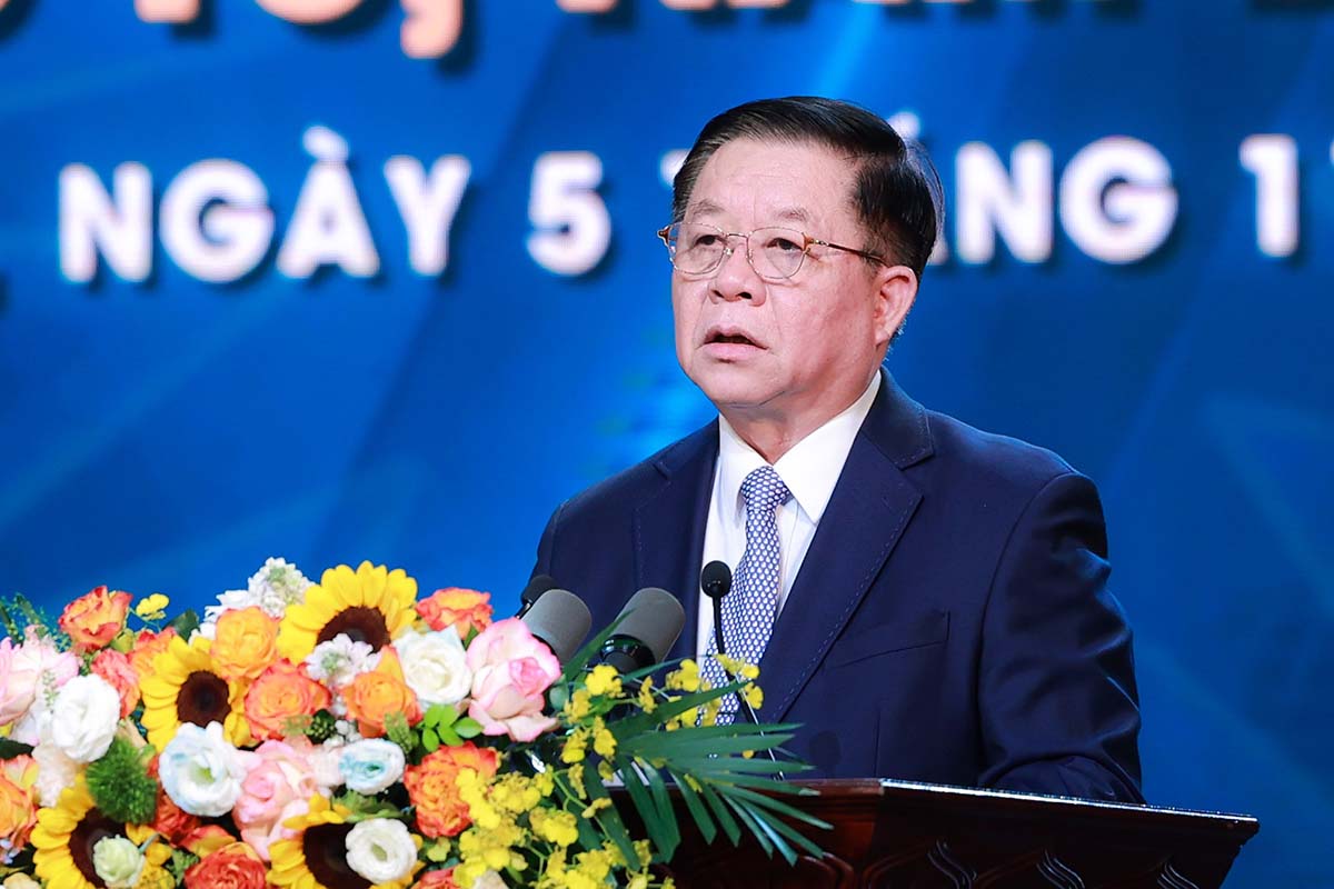 Trưởng Ban Tuyên giáo Trung ương Nguyễn Trọng Nghĩa phát biểu tại lễ trao giải. Ảnh: Hải Nguyễn