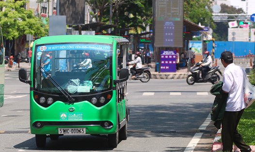 TPHCM sẽ phát triển xe buýt mini nhằm góp phần giảm tình trạng ùn tắc giao thông ngày càng nghiêm trọng. Ảnh: Minh Quân