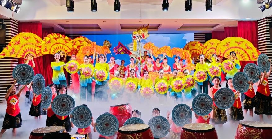 Tiết mục dự thi tại Hội diễn văn nghệ chào mừng ngày Nhà giáo Việt Nam. Ảnh: Huỳnh Phương