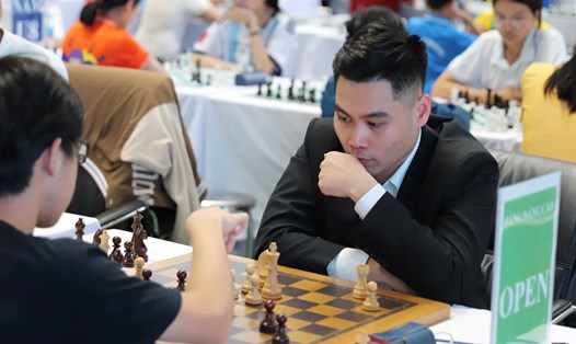 Đại kiện tướng Trần Tuấn Minh thi đấu tại giải cờ vua Hà Nội mở rộng 2023. Ảnh: Ban tổ chức