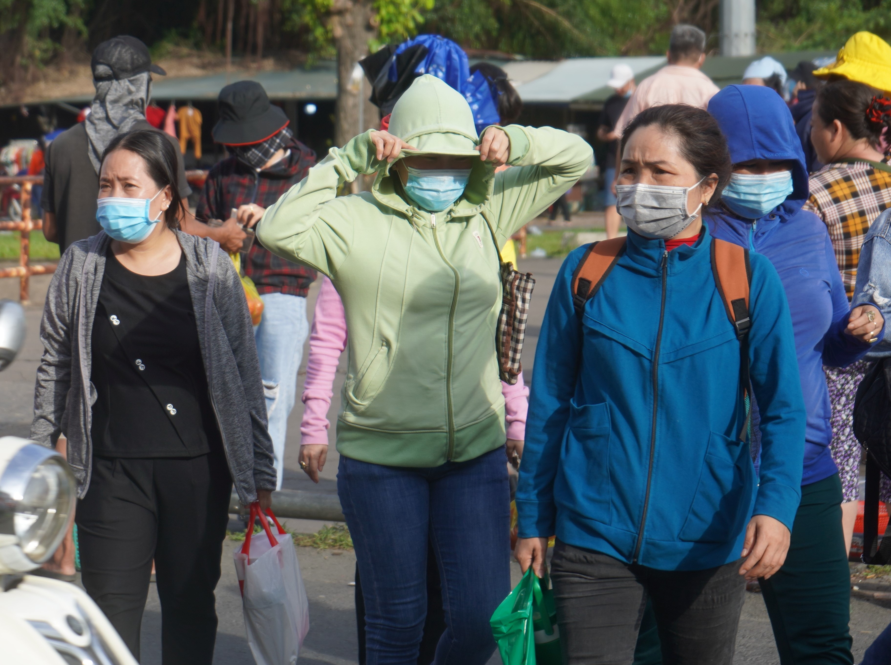 Các doanh nghiệp tiếp tục thực hiện cắt giảm lao động vì thay đổi cơ cấu, công nghệ hoặc lý do kinh tế. Ảnh: Phương Ngân