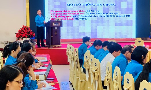Tổng LĐLĐ Việt Nam tập huấn về chính sách pháp luật cho Công đoàn các tỉnh miền Trung - Tây Nguyên. Ảnh: Tường Minh