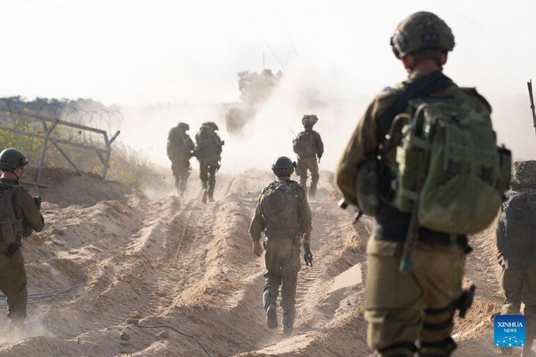 Quân đội Israel tiến hành hoạt động trên bộ ở Dải Gaza ngày 2.11.2023. Ảnh: Xinhua