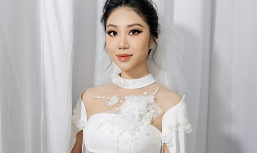 Sau khi đăng quang Miss Earth Vietnam 2023 Lan Anh được lựa chọn làm "first face" show thời trang. Ảnh: NVCC