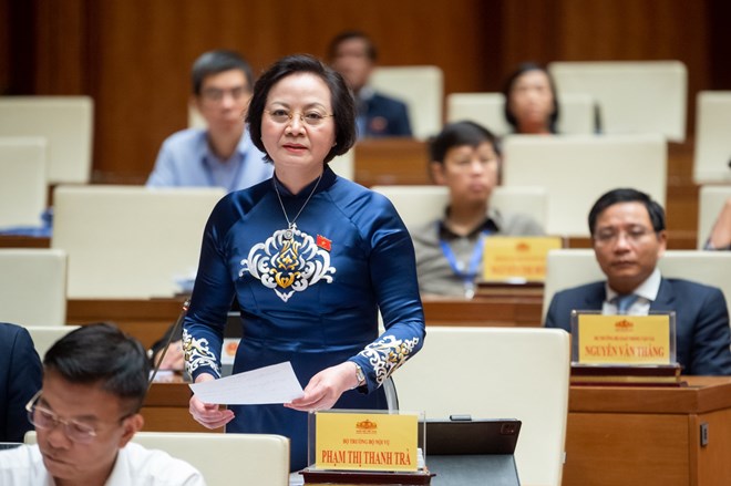 Hơn 7.000 viên chức sẽ được chuyển thành công chức trước cải cách tiền lương