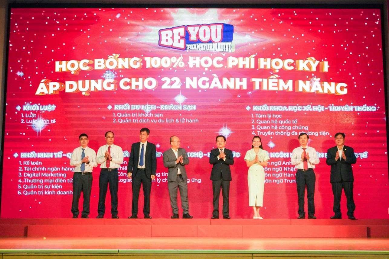 HIU công bố gói học bổng 100% học phí học kỳ 1 cho các tân sinh viên năm học 2024 - 2025. Ảnh: HIU