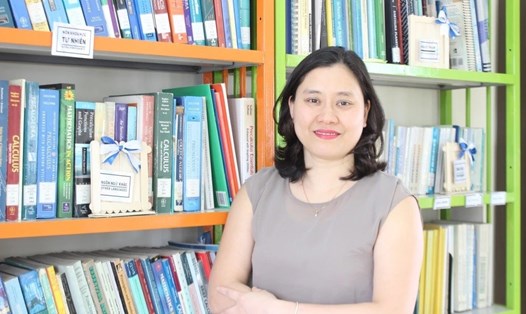 Bà Đặng Hoàng Minh là nữ giáo sư trẻ tuổi nhất trong số 12 ứng viên là nữ đạt chuẩn chức danh giáo sư năm 2023. 