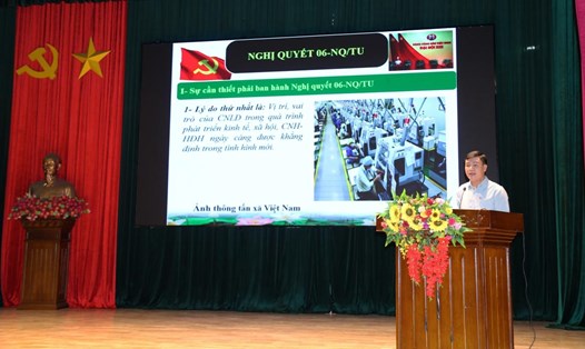 Triển khai Nghị quyết số 06/NQ-TU cho hơn 500 đoàn viên ở Thái Bình. Ảnh: Bá Mạnh