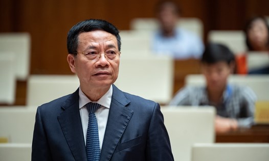 Bộ trưởng Nguyễn Mạnh Hùng. Ảnh: Media Quốc hội